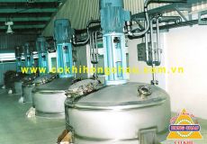 Industrial chemical mixing tank